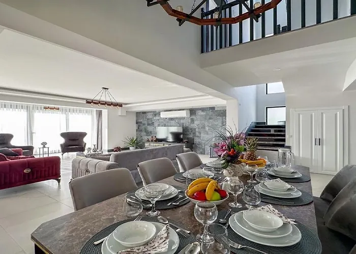 De özel Müstakil Havuzlu, Plaja Yakın Lüx