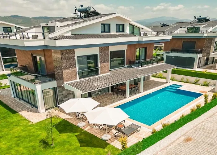 De özel Müstakil Havuzlu, Plaja Yakın Lüx Villa *