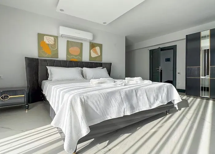 De özel Müstakil Havuzlu, Plaja Yakın Lüx Villa Fethiye