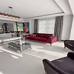 De özel Müstakil Havuzlu, Plaja Yakın Lüx Villa Fethiye