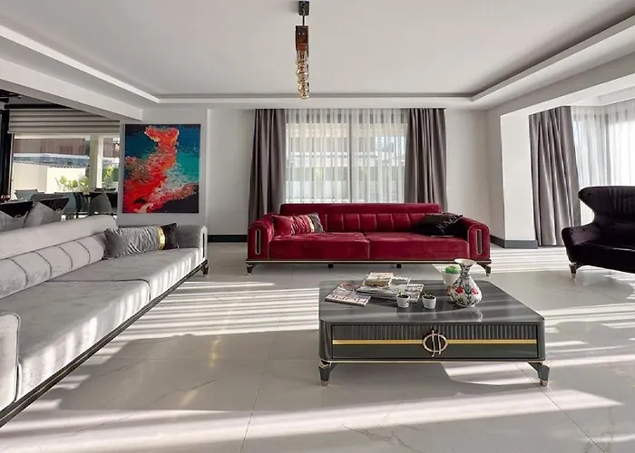 Villa De Oezel Muestakil Havuzlu, Plaja Yakin Luex Fethiye